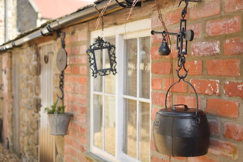 West End Cottage And Shippon Eyam Oda fotoğraf