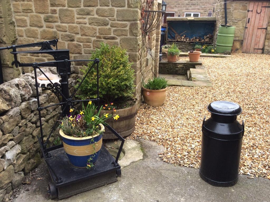 West End Cottage And Shippon Eyam Oda fotoğraf